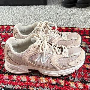 New Balance 530 Pink